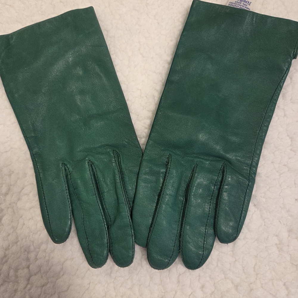 Vintage Fownes Elegant Green  Geniune Leather Gloves